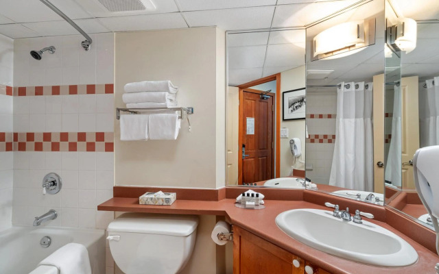 Whistler Cascade Lodge