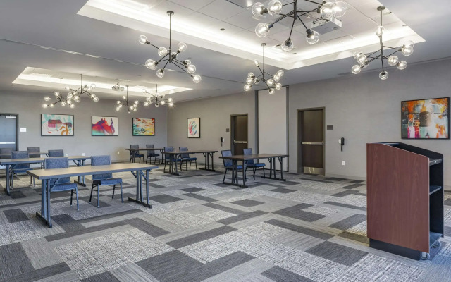 Cambria Hotel Manchester South Windsor