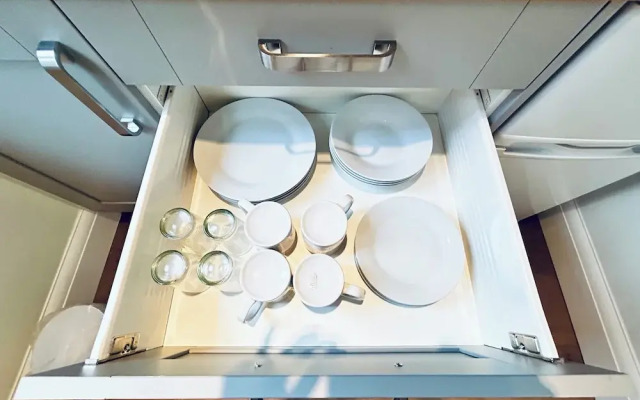 Refurb Private Suite - Wimbledon & Airport Access