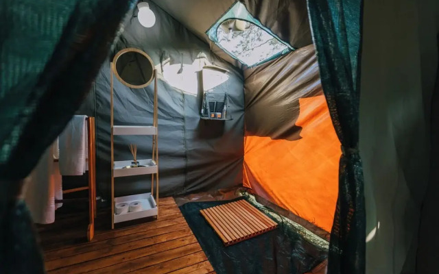 Kruger Untamed - Satara Plains Camp