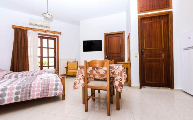 Erato Hotel Apartments