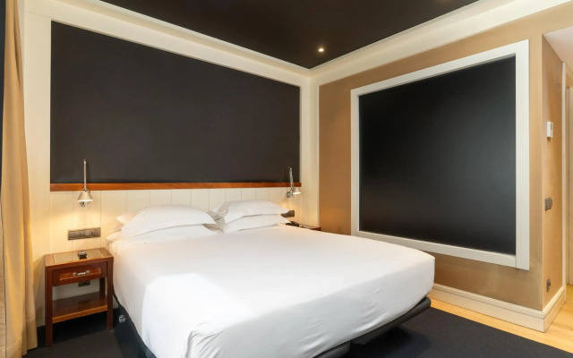 U232 Hotel