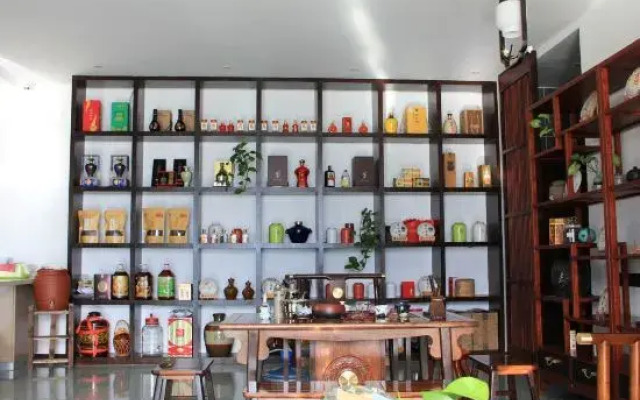 Dali Junbo Tea Yun Theme Seaview Homestay