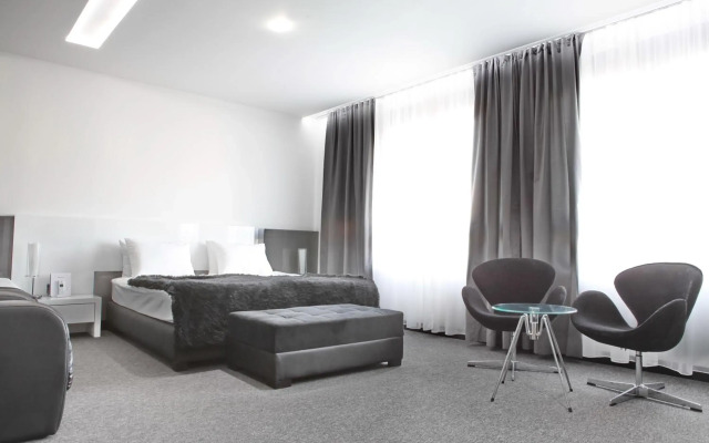 Nova City Hotel Signature Collection