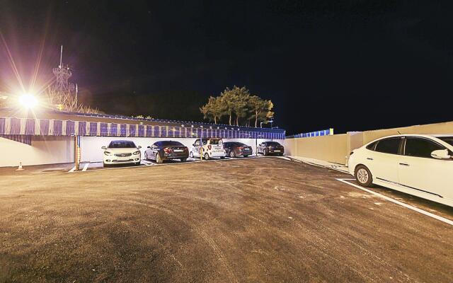 H Boutique Motel