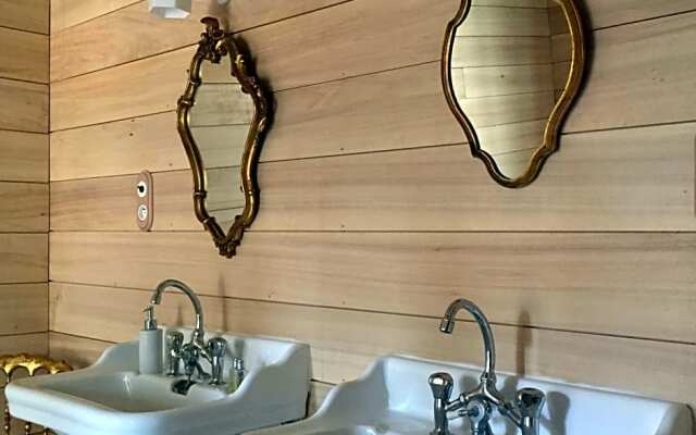 Le Pavillon de l'Orangerie