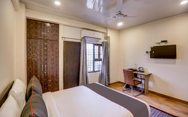 SR Inn by OYO Rooms
