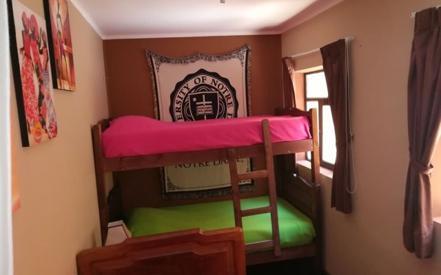 Colors House Hostel