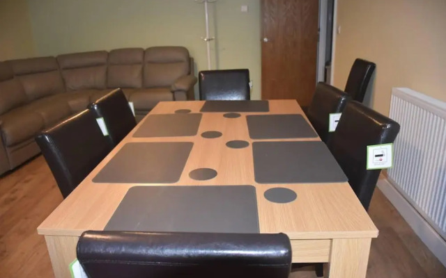 4br-sleeps14-parking-lakedistrict