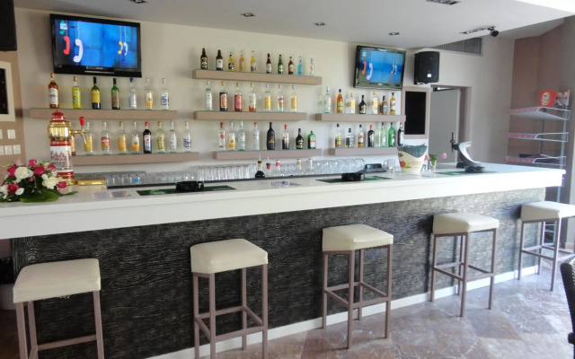 Morfeas Hotel