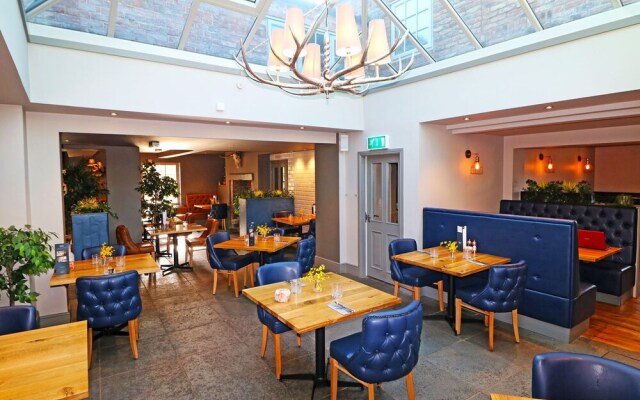 Plum and Partridge Inn