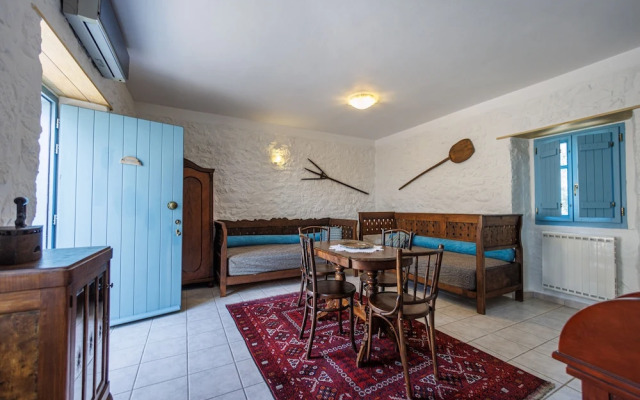 Lithos Stone Suites
