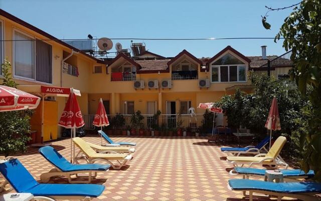 Happy Nur Hotel