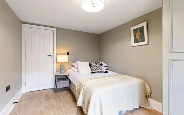 Fulham Oasis - From 325 Per Night