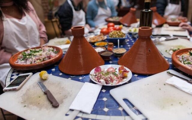 Riad Thycas