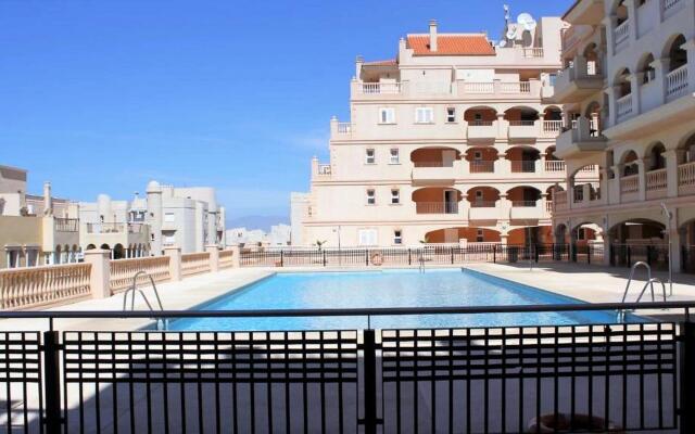 Pleasant apartment in Almerimar with shared pool