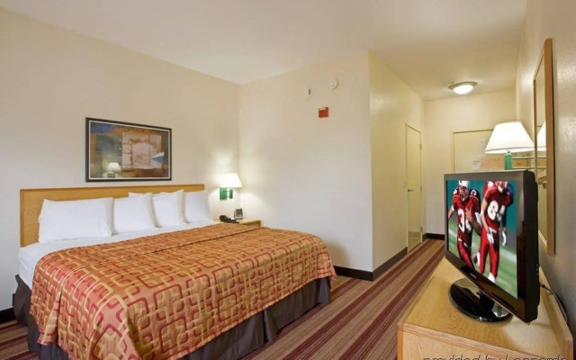 Red Roof Inn PLUS+ Tempe - Phoenix Airport