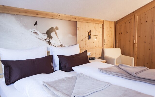 Arpuria l hidden luxury mountain home | Adults friendly