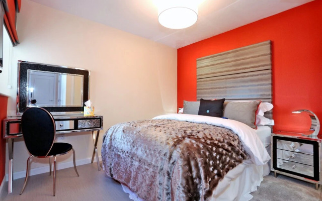 Amazing Aberdeen Home Close to the Coast