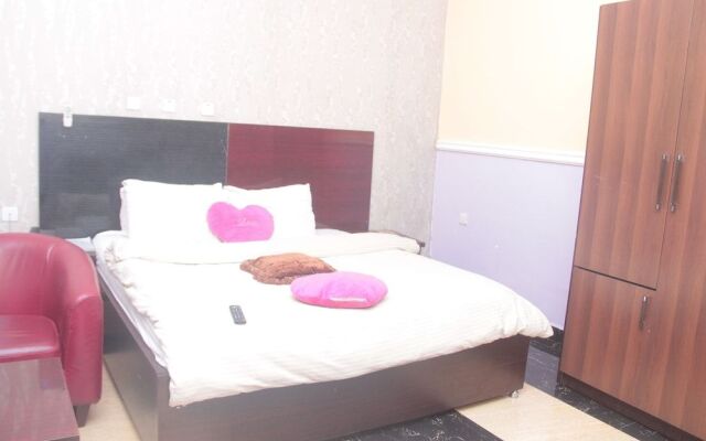 Titanic View Hotel & Suites Ltd
