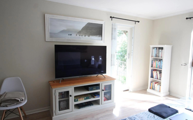 Tamboerskloof 2 bed apartment