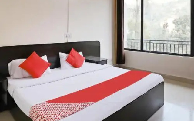 Oyo 24737 Shaivy Homestay And Saini Bhojnalay