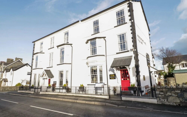 The Meadowsweet Apartment