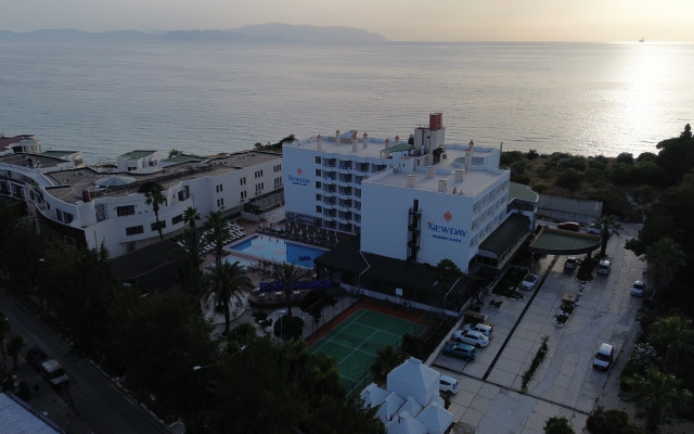 Ada Newday Resort Hotel
