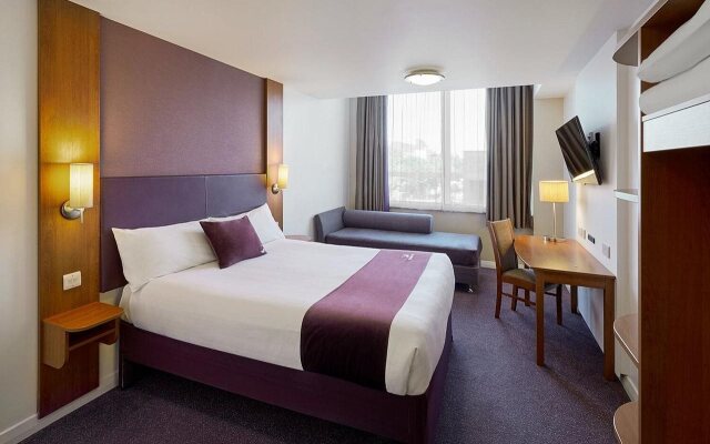 Premier Inn Luton Airport