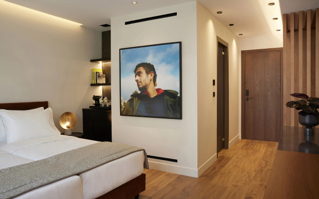 Teight Hotel