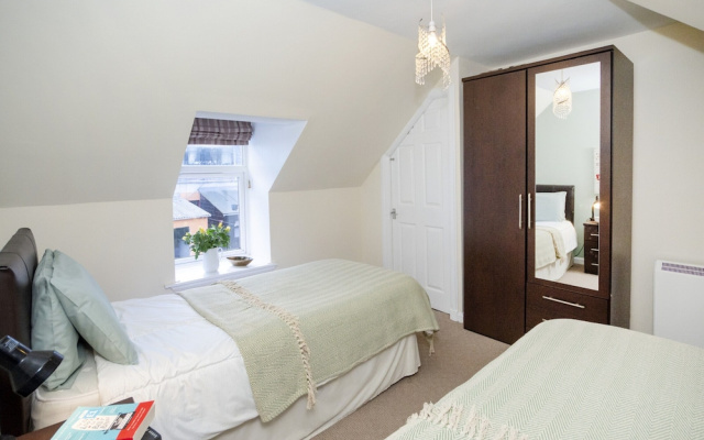 Delightful Seaside Retreat in Gardenstown, No Deposit