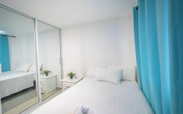 Fully Equipped New 3br Apt dt 2mins To The Beach