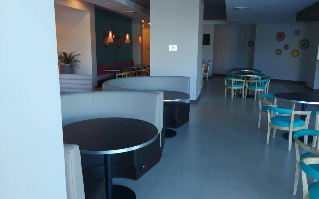 Fairfield by Marriott San Salvador