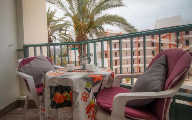 Los Cristianos beach apartment