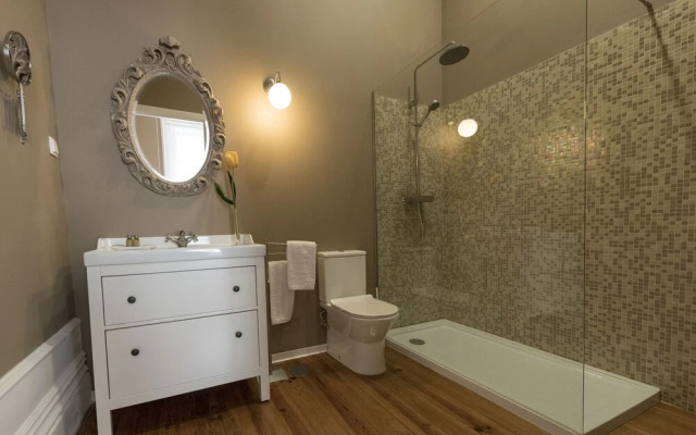 Guesthouse Bonjardim Suites