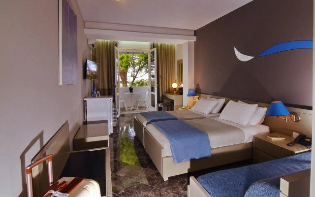 Mantenia Hotel