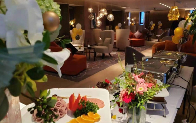 Ruisheng International Business Club Hotel