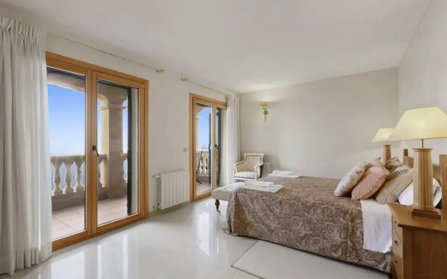 Luxury Villa Luna Suites frente al mar