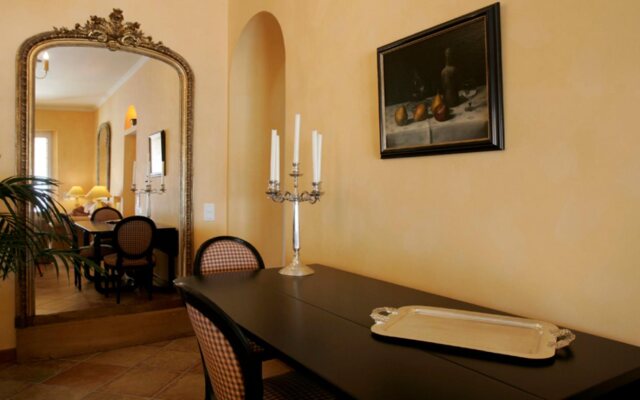 Villa LouCade