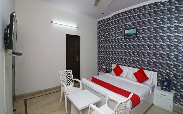 OYO 22506 Heaven Residency