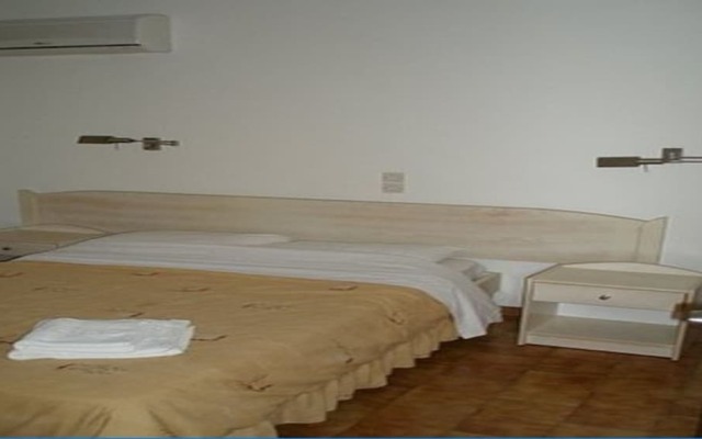 Sandra Apartments