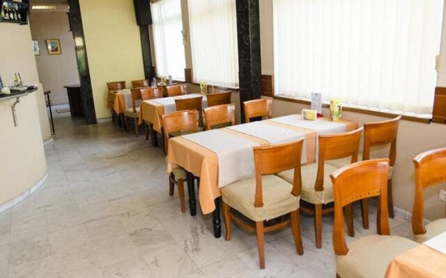Desudava Hotel