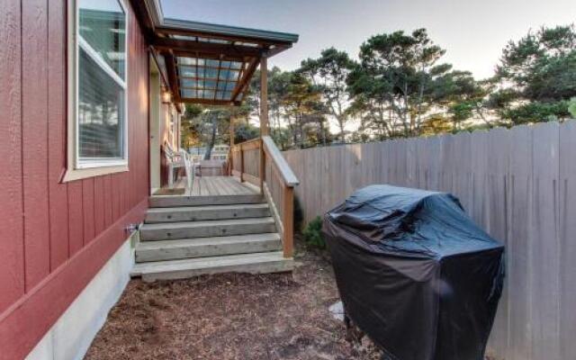 Blk Beach House