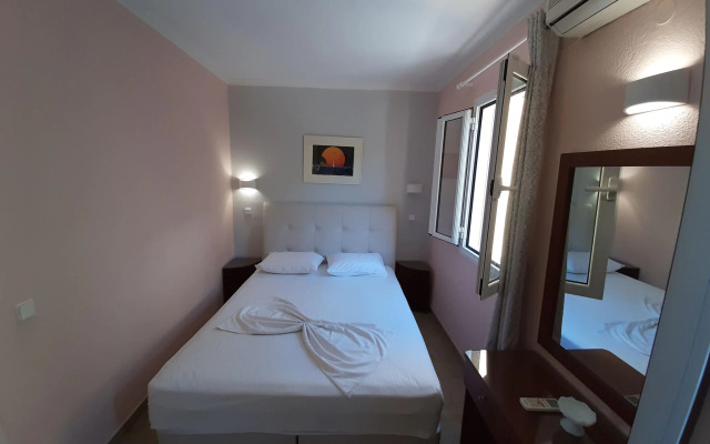 Tasteful apartment in Mpenitses with shared pool