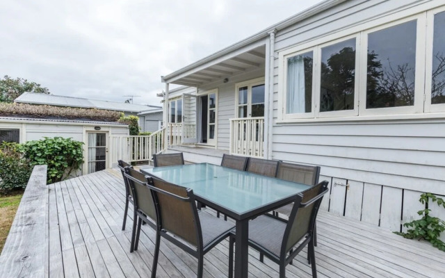 Newly Renovated 3 Bedroom Villa in Remuera