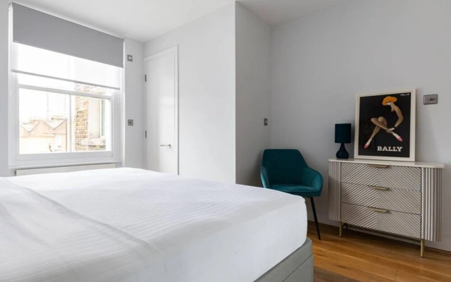 St Stephen's Gardens Viii by Onefinestay