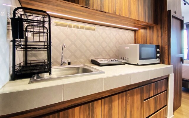 Comfort Studio Room At Mekarwangi Square Cibaduyut Apartment