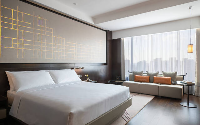 Renaissance Shenyang West Hotel