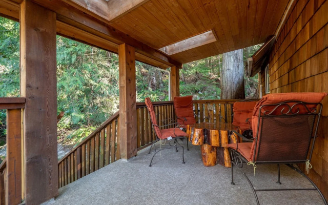 The Tree House Cottage