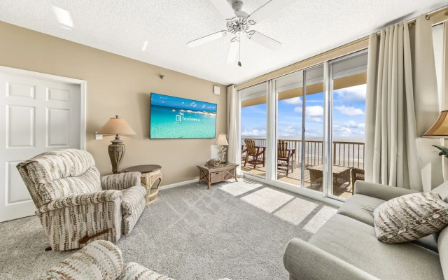 The Beach Club D502